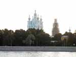 Вид с Невы на Смольный собор