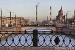 Вид с Краснооктябрьского на Ново-Петергофский мост