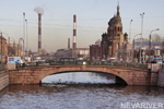 Балтийский мост (после реконструкции проезжая часть отделена от пешеходной) Балтийский мост (после реконструкции проезжая часть отделена от пешеходной)